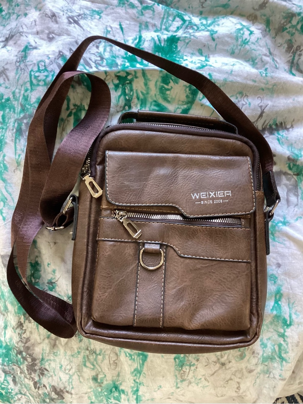 Brown Leather-Look Messenger Bag EUC
